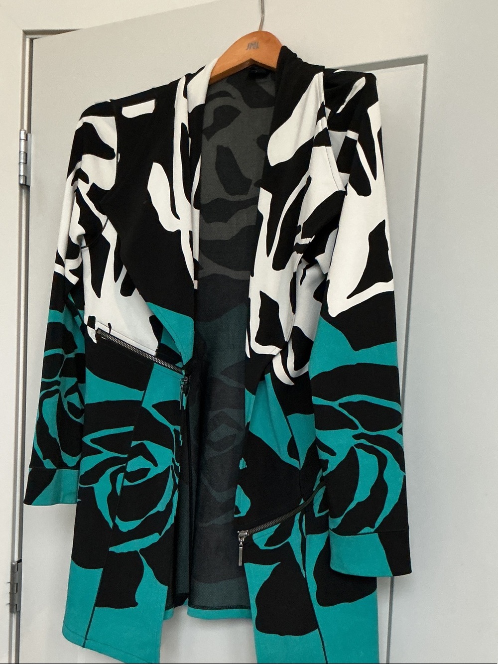 eva varro Black White Teal Floral Open-Front Blazer